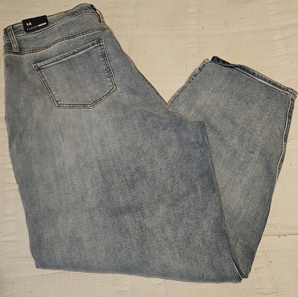 Fashion Nova Gerrit Boyfriend Jeans - Picture 3 of 4